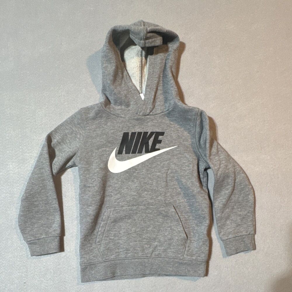 Nike Boys 4T Gray Fleece Pullover Hoodie Logo Pockets Long Sleeve